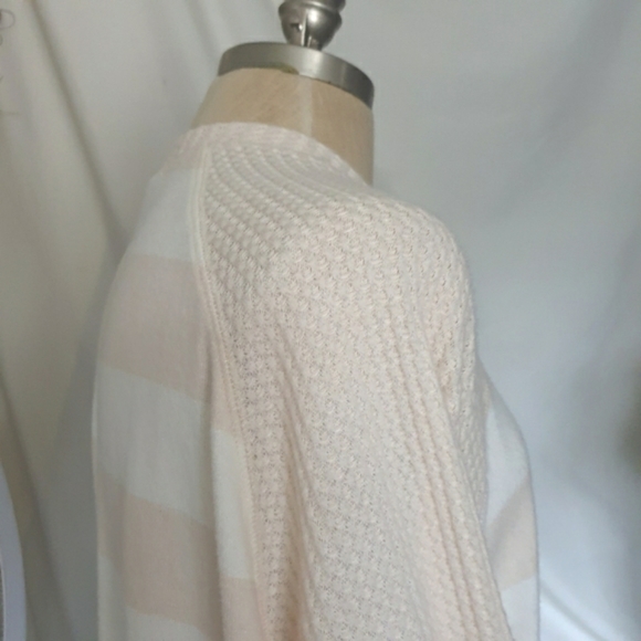 Billabong Women's Head Start Long Sleeve Top Antique White & Waffle Slv Sz Sm - Picture 4 of 11